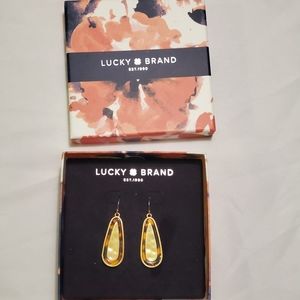 Lucky Brand oblong  tortoise drop earings NWT